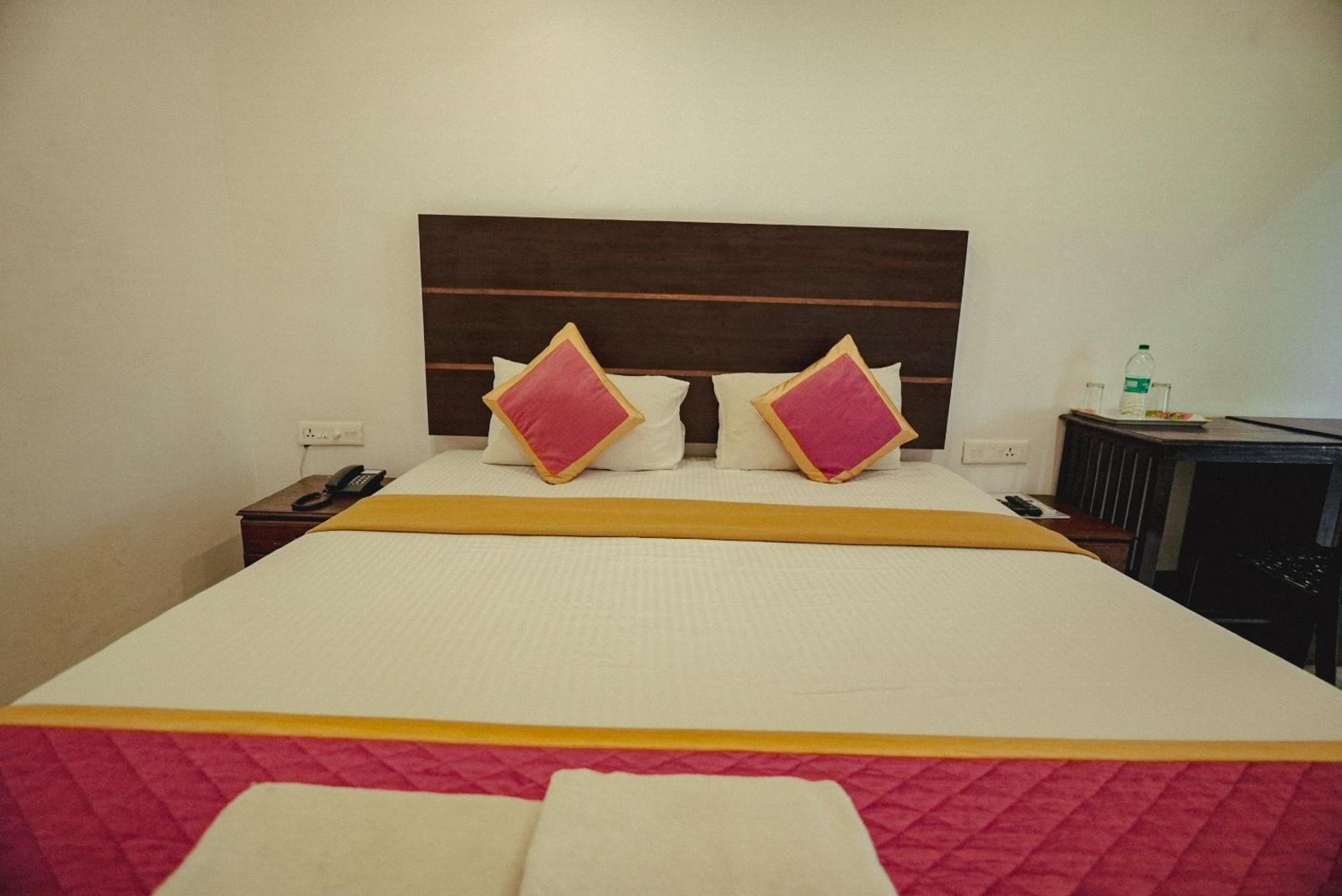 Clafouti Beach Resort - A Seafacing Resort Varkala Buitenkant foto