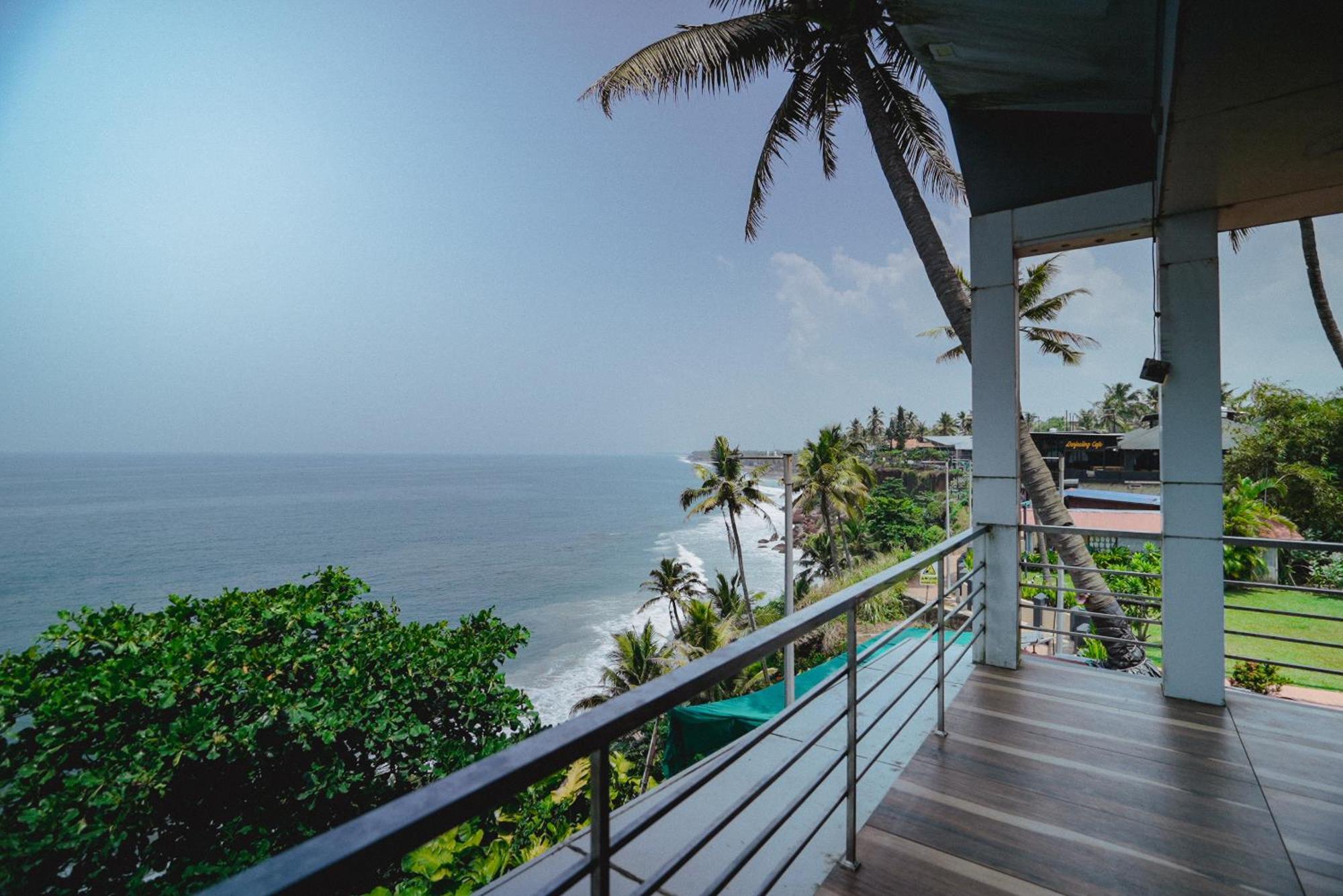 Clafouti Beach Resort - A Seafacing Resort Varkala Buitenkant foto