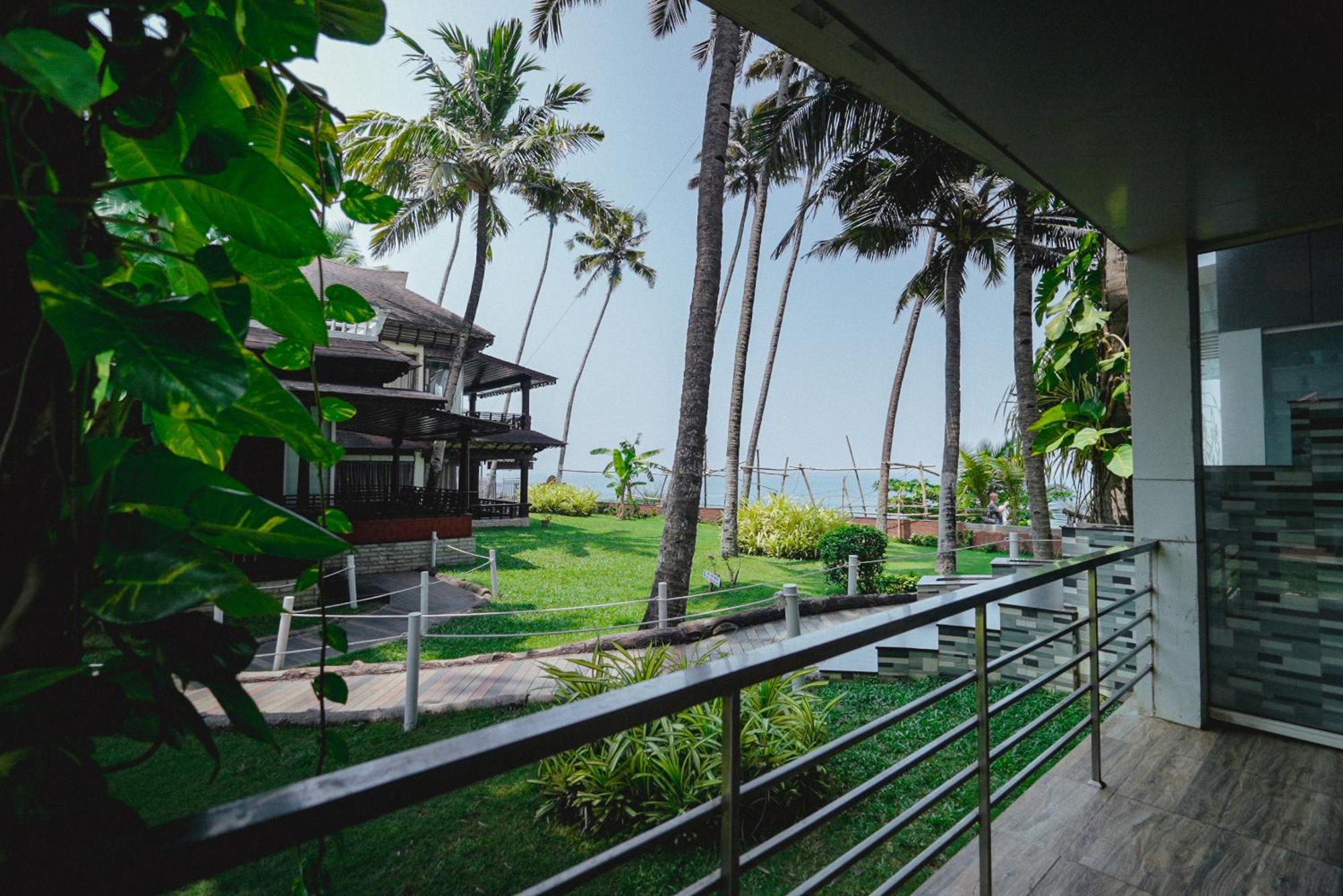 Clafouti Beach Resort - A Seafacing Resort Varkala Buitenkant foto